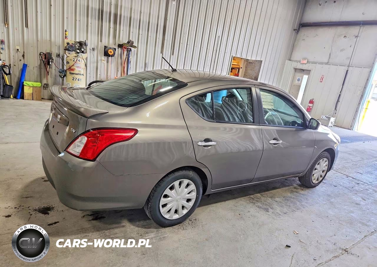 2017 Nissan Versa 1.6 S VIN:3N1CN7AP4HK441477 - 3