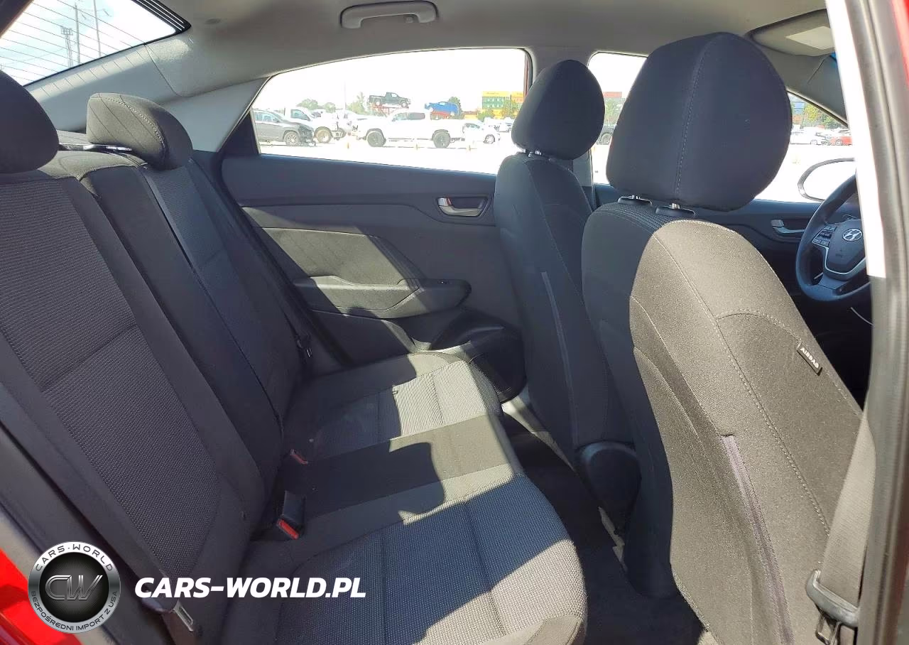 HYUNDAI ACCENT SE VIN:3KPC24A35JE016601 - 10