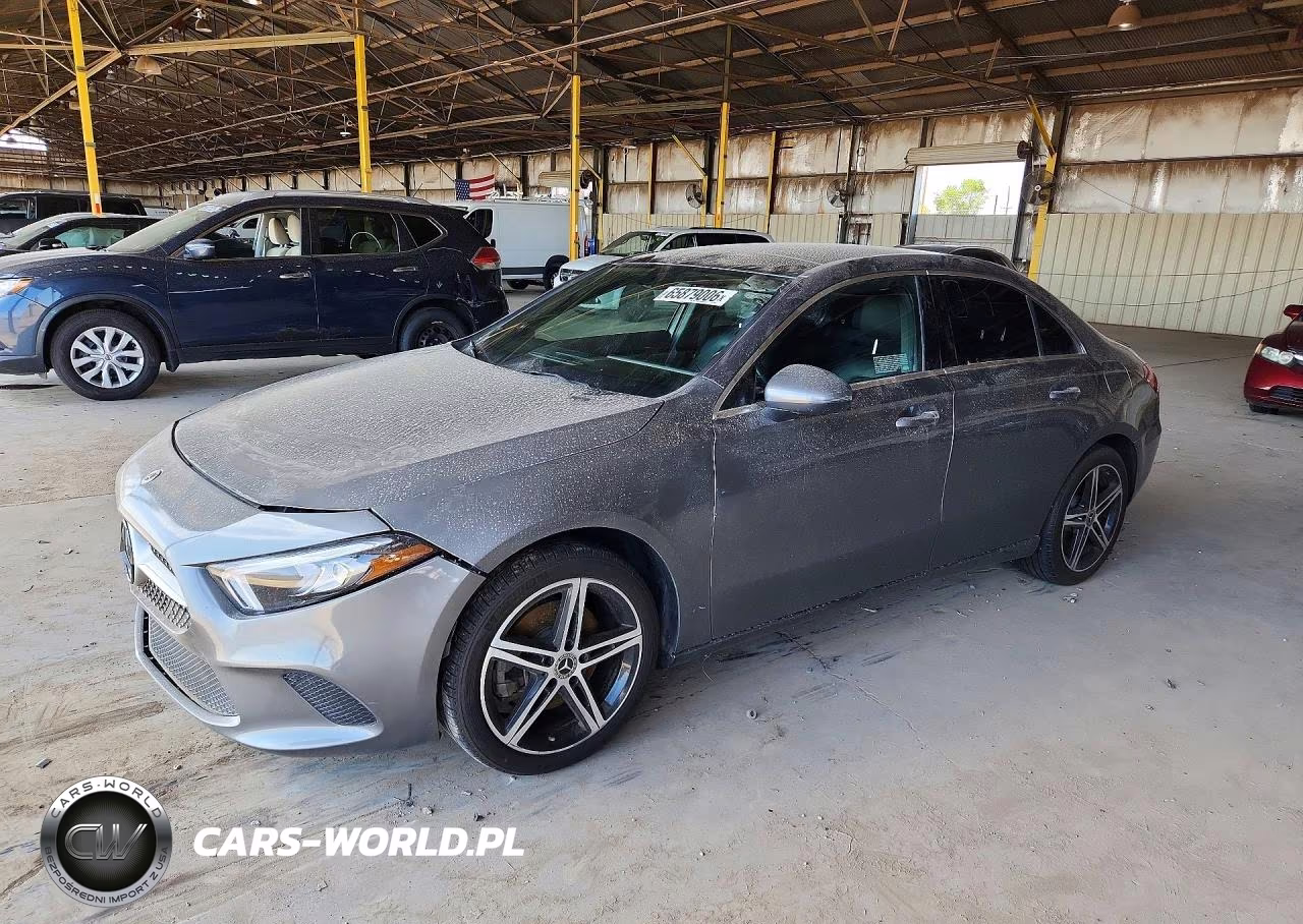 2019 Mercedes-Benz A 220 – zdjęcie 1 z 12