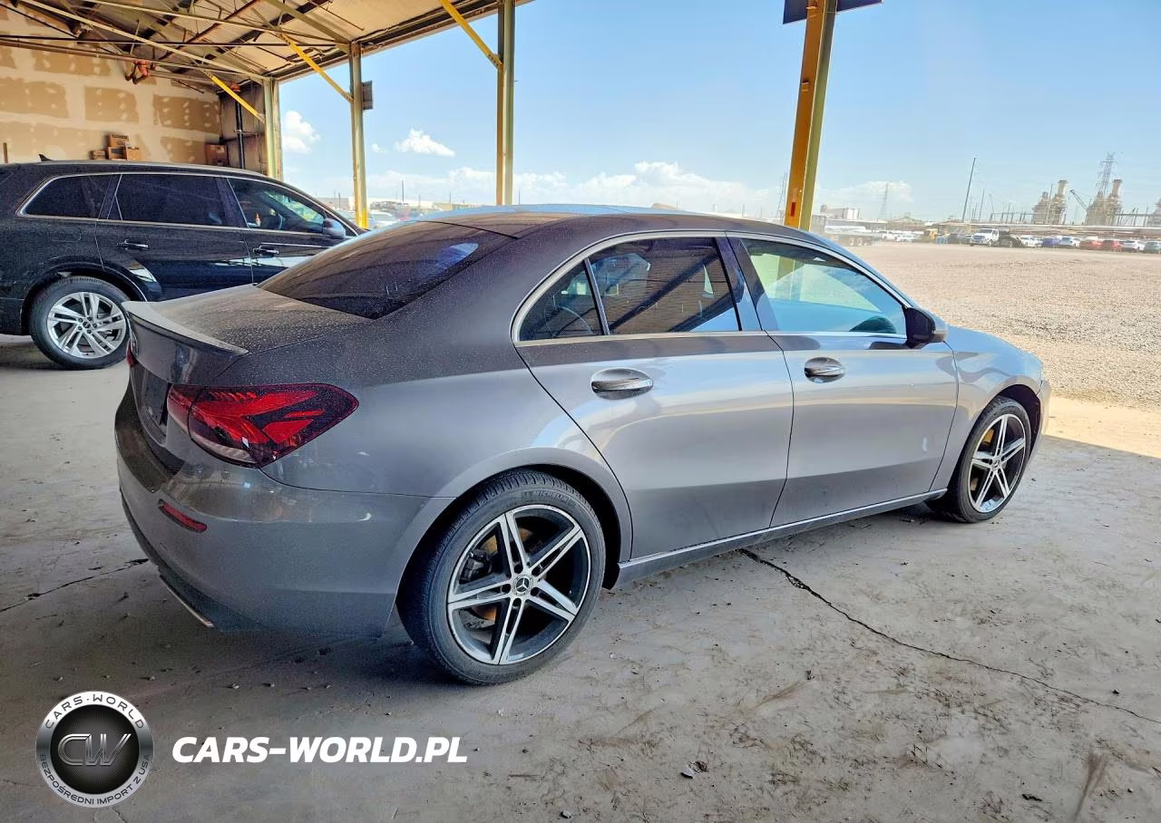 2019 Mercedes-Benz A 220 VIN:WDD3G4EB2KW030844 - 3