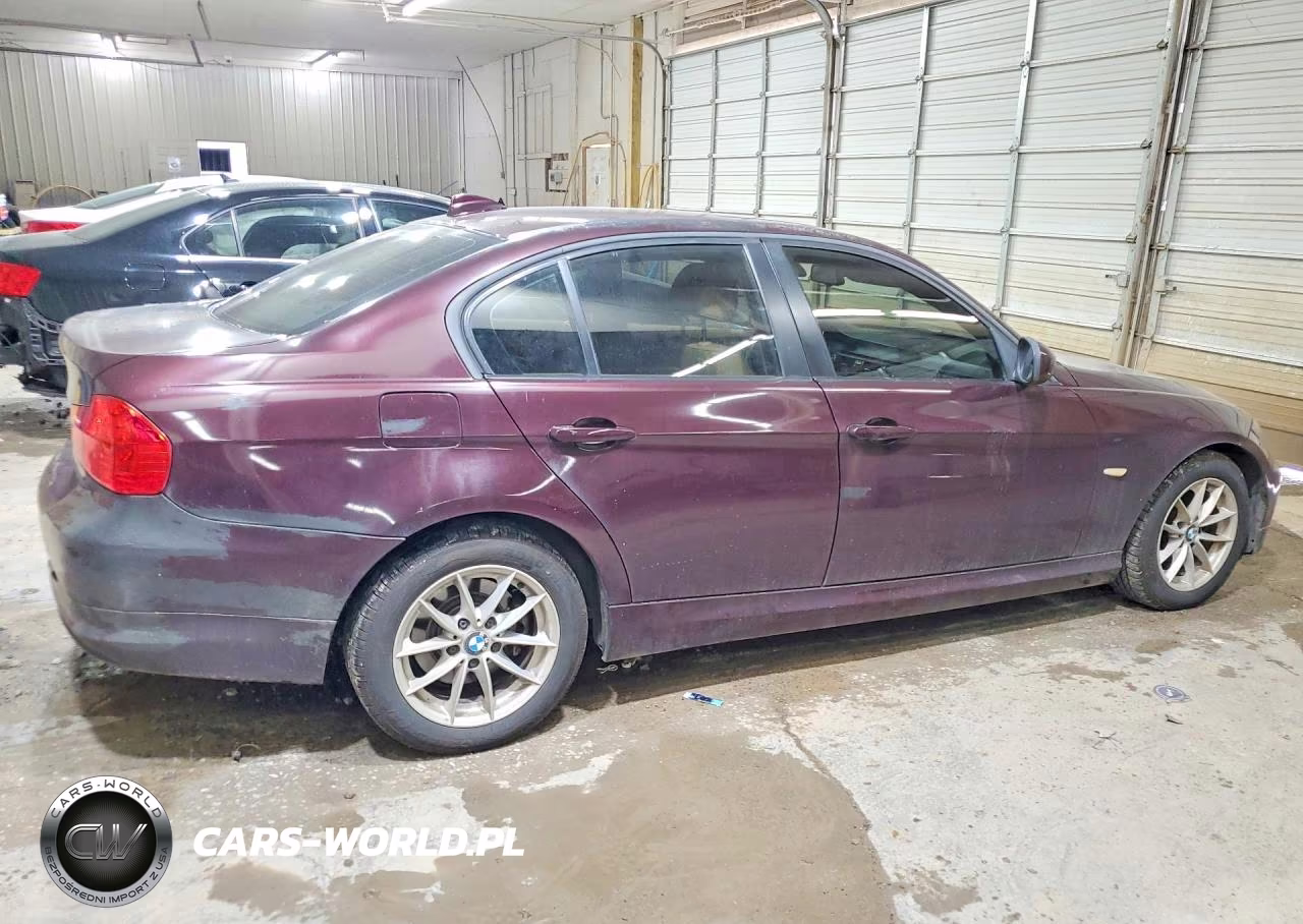 2010 BMW 328 I VIN:WBAPH7G58ANM51650 - 3