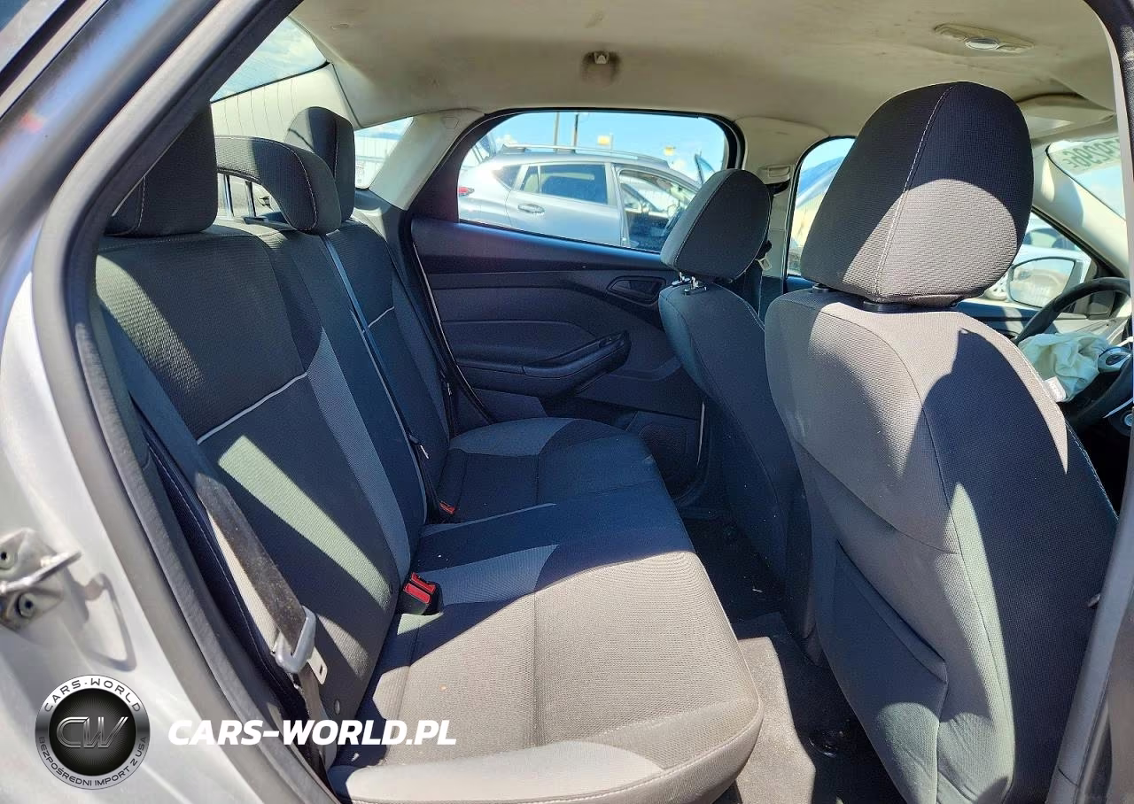 2012 Ford Focus Se VIN:1FAHP3F21CL424675 - 10