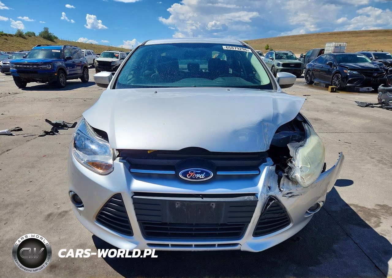 2012 Ford Focus Se VIN:1FAHP3F21CL424675 - 5