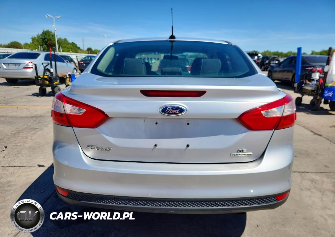 2012 Ford Focus Se VIN:1FAHP3F21CL424675 - 6