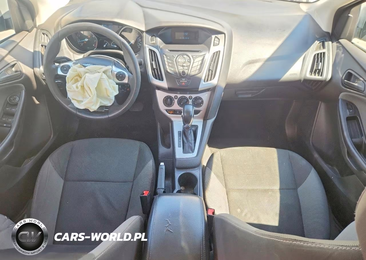 2012 Ford Focus Se VIN:1FAHP3F21CL424675 - 8