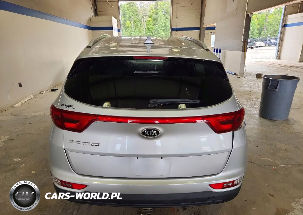 2019 Kia Sportage Lx VIN:KNDPMCACXK7605327 - 6