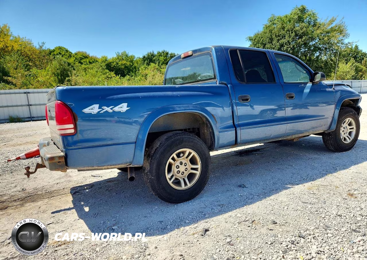 2003 Dodge Dakota Quad Sport VIN:1D7HG38X13S363696 - 3