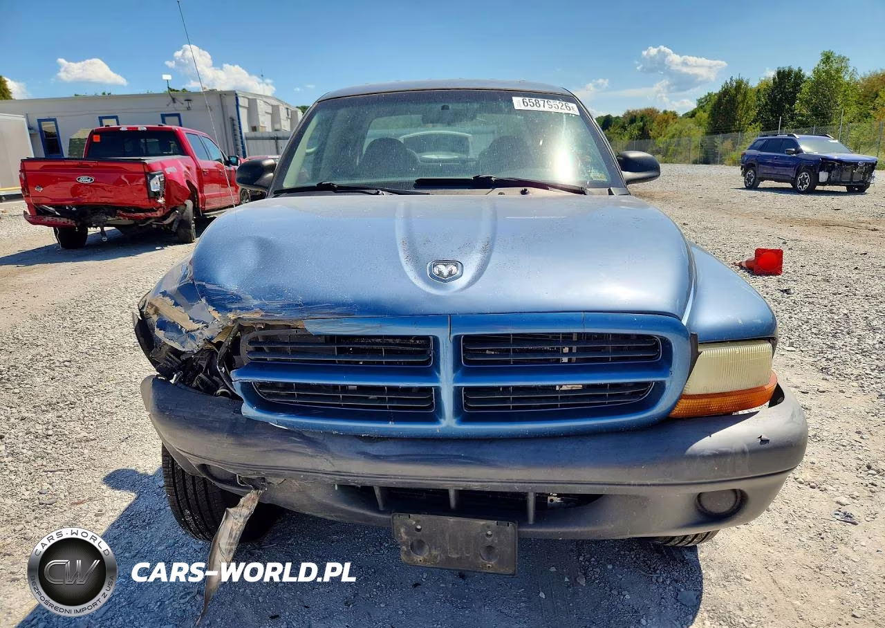 2003 Dodge Dakota Quad Sport VIN:1D7HG38X13S363696 - 5