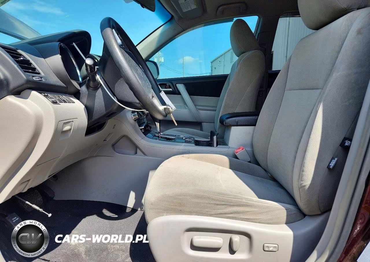 2013 Toyota Highlander Plus VIN:5TDZK3EH9DS132274 - 7