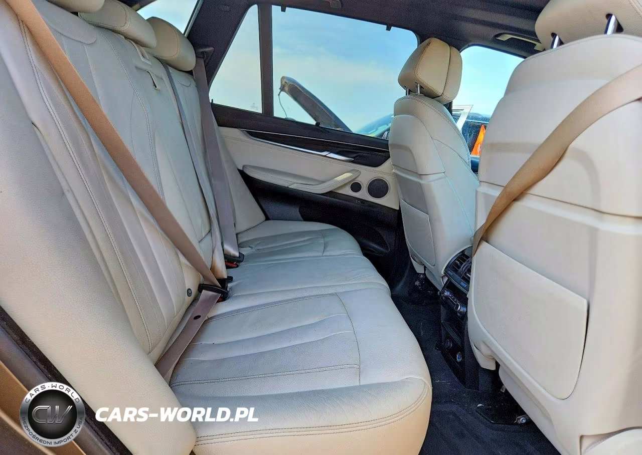 2017 BMW X5 xDrive35I VIN:5UXKR0C5XH0V49639 - 10