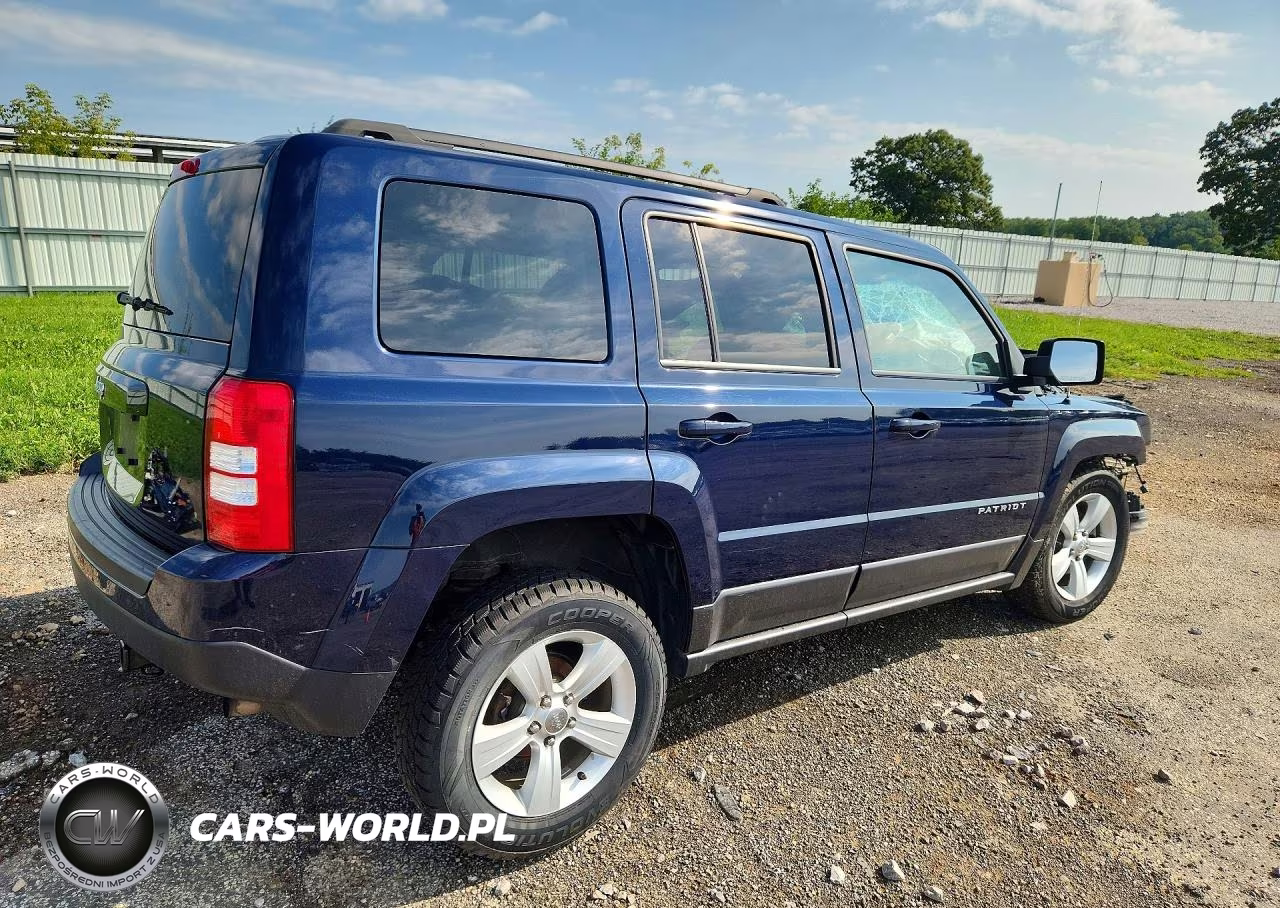 2017 Jeep Patriot Sport VIN:1C4NJRBB6HD163780 - 3