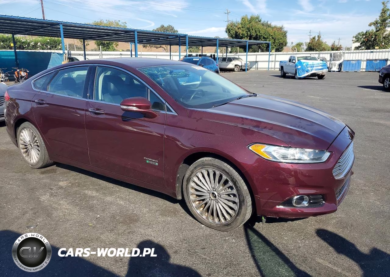 2013 Ford Fusion Titanium Phev VIN:3FA6P0SUXDR242490 - 4