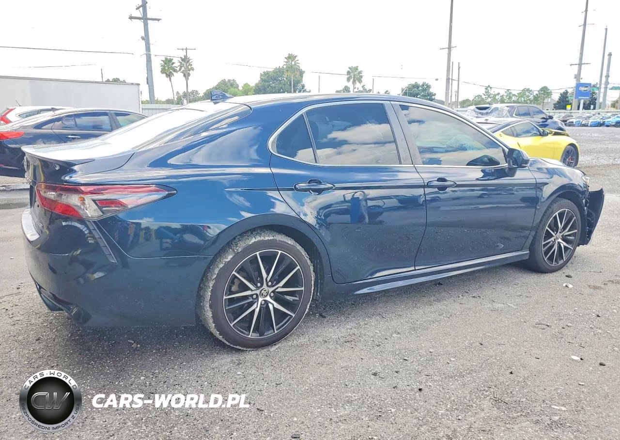2021 Toyota Camry Se VIN:4T1G11AK0MU535387 - 3