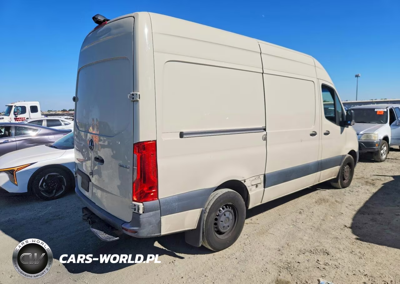 2023 Mercedes-Benz Sprinter 2500 Delivery Van VIN:W1Y4KBHY1PT128012 - 3