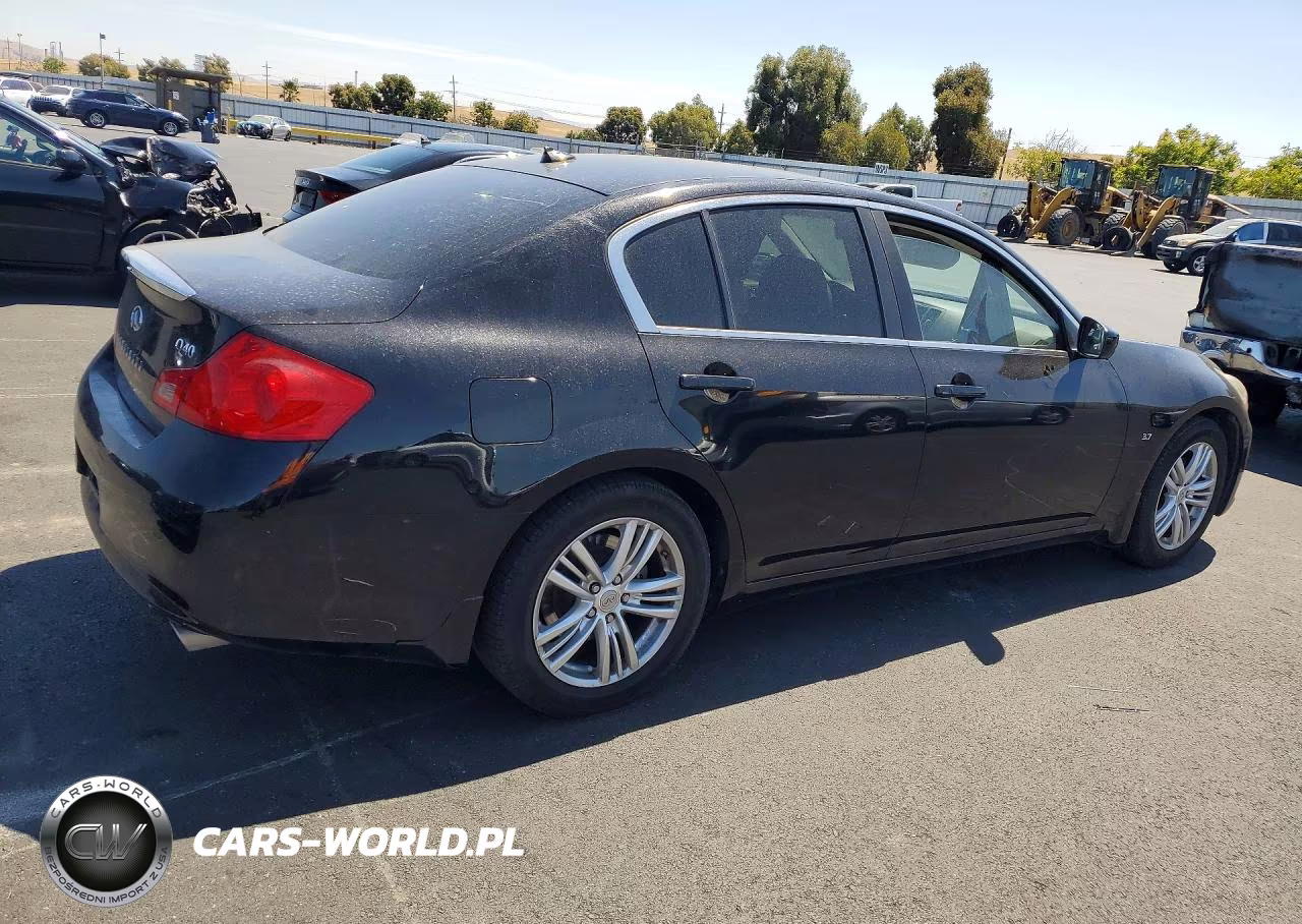 2015 Infiniti Q40 Base VIN:JN1CV6AP5FM500897 - 3