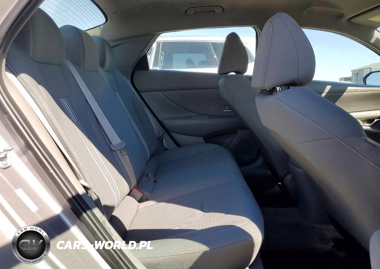 2023 Hyundai Elantra Sel VIN:KMHLM4AG5PU530578 - 10