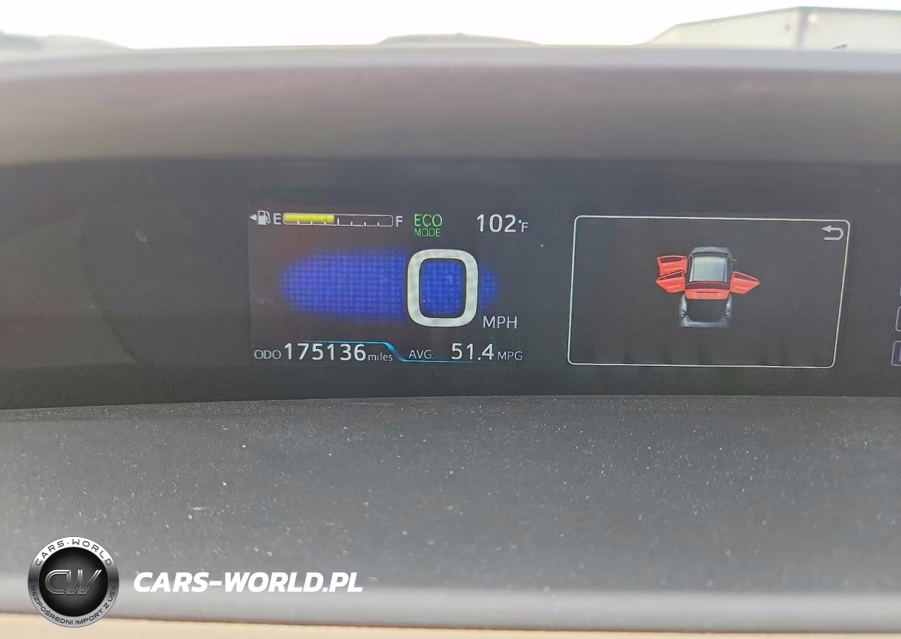 2017 Toyota Prius Two VIN:JTDKBRFU5H3051151 - 9