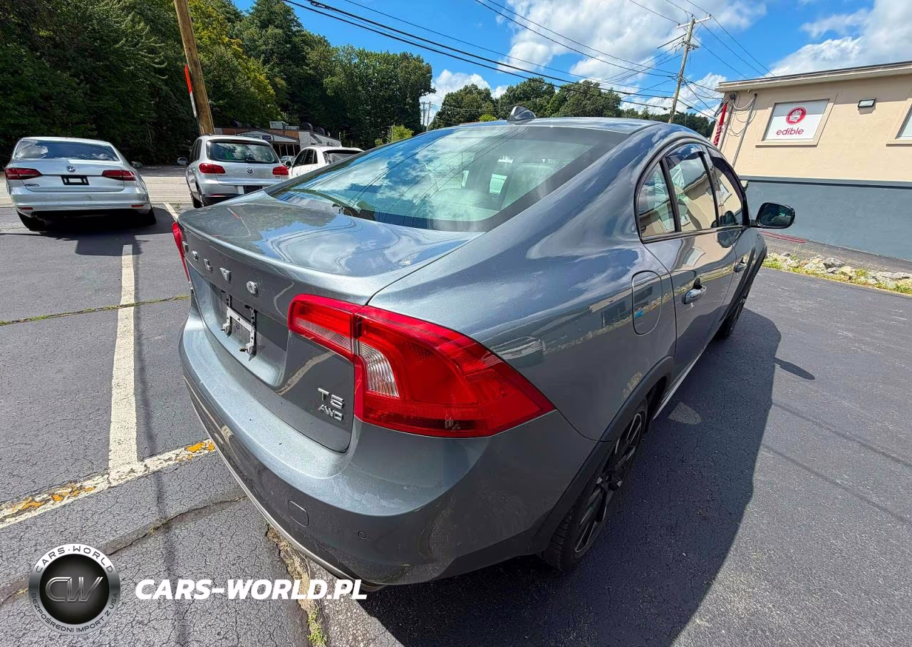 2016 Volvo S60 Cross Country T5 VIN:YV4612UM4G2001194 - 3