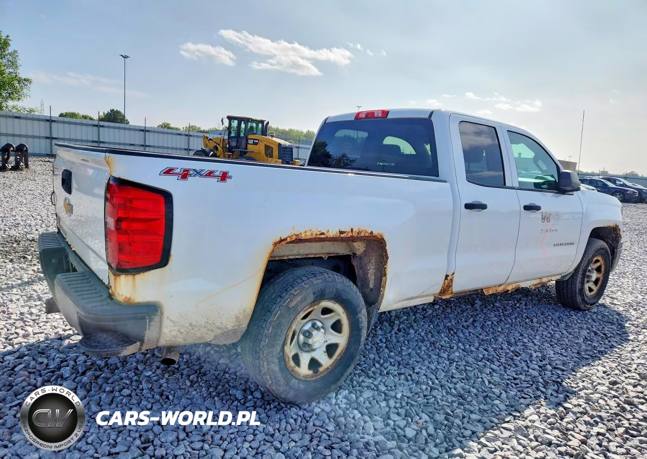 2014 Chevrolet Silverado K1500 VIN:1GCVKPEC8EZ285495 - 3