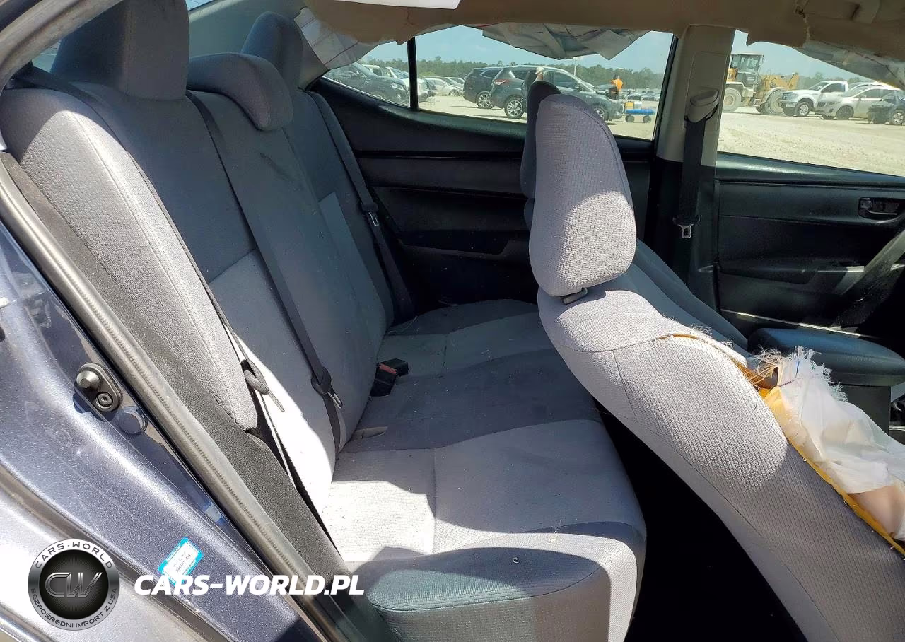 2017 Toyota Corolla L VIN:5YFBURHE3HP631781 - 10
