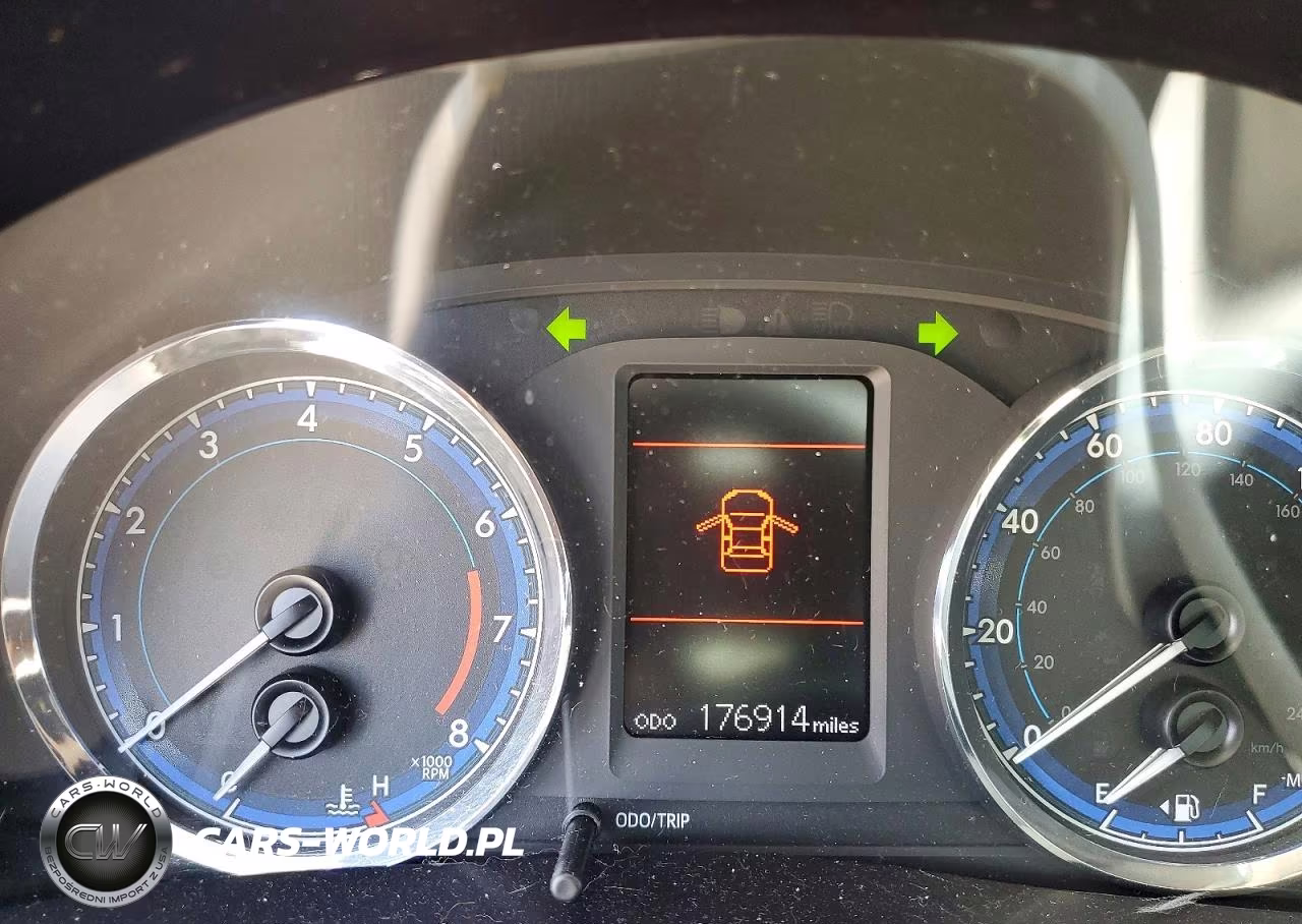 2017 Toyota Corolla L VIN:5YFBURHE3HP631781 - 9