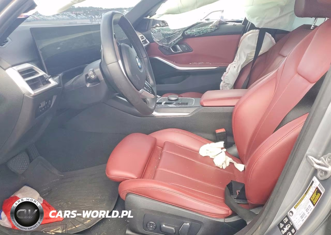 2025 BMW 330Xi VIN:3MW89CW03S8F42636 - 7
