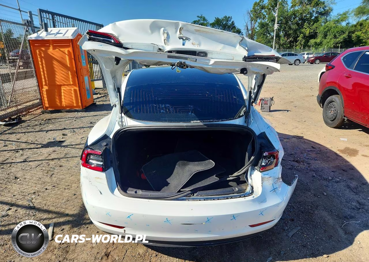 2019 Tesla Model 3 VIN:5YJ3E1EB0KF454106 - 6