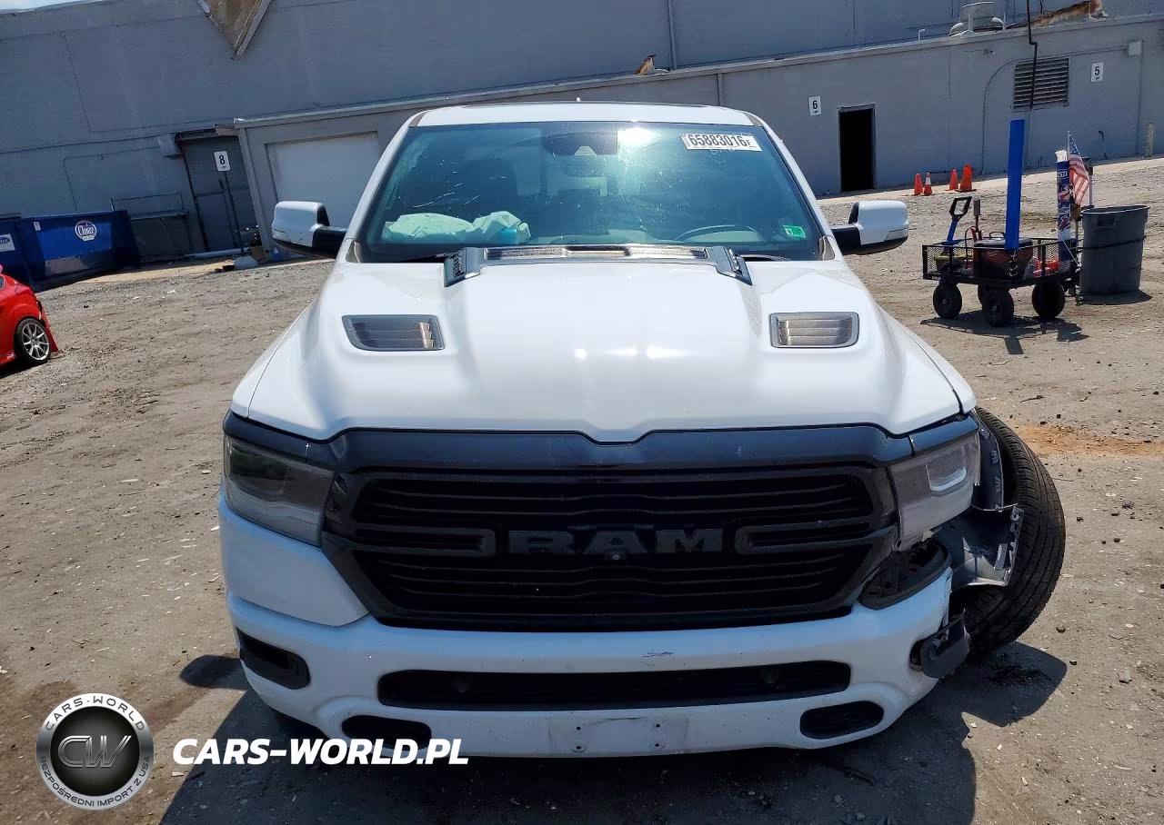 2020 Ram 1500 Laramie VIN:1C6SRFJT0LN107316 - 5