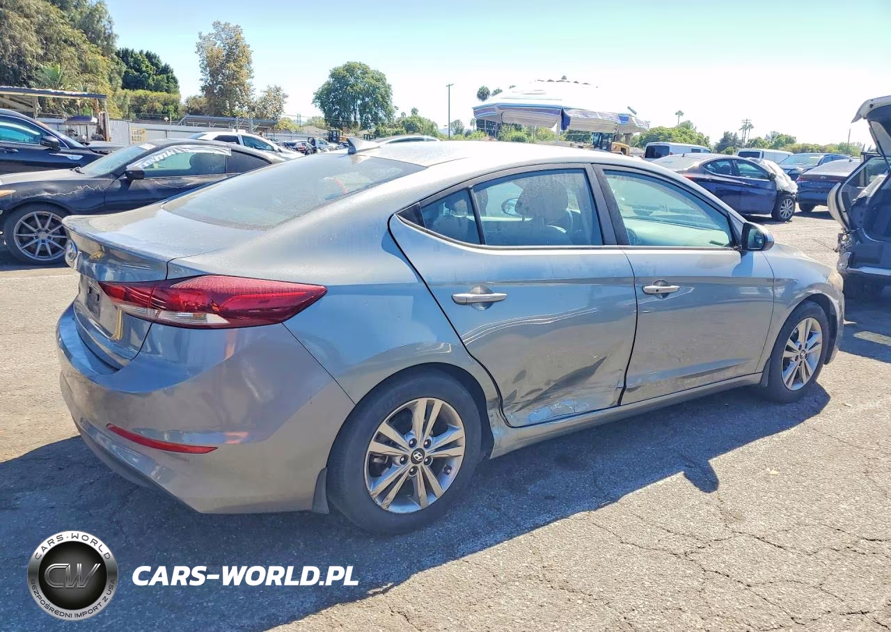 2018 Hyundai Elantra Value Edition VIN:KMHD84LF5JU616638 - 3