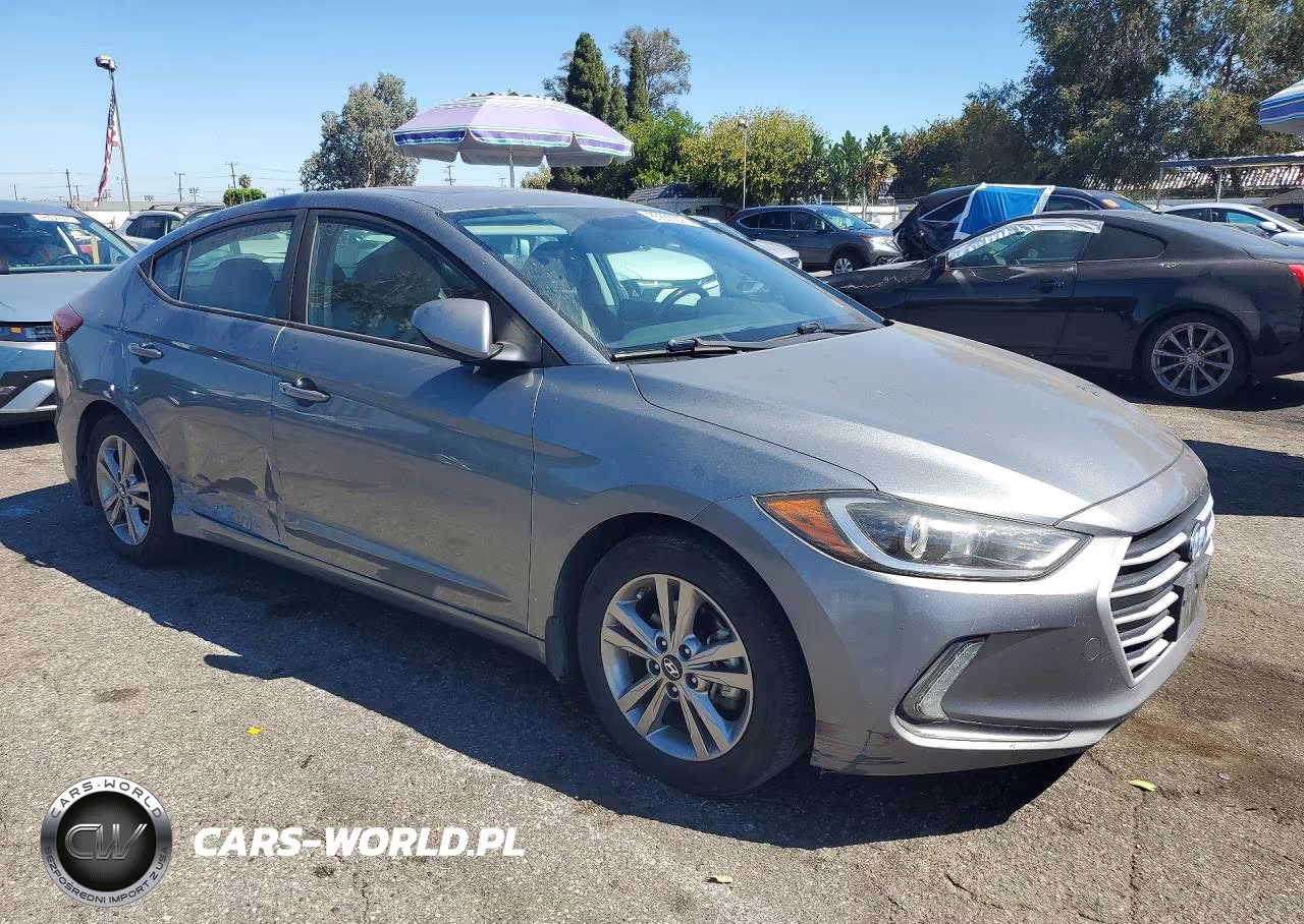 2018 Hyundai Elantra Value Edition VIN:KMHD84LF5JU616638 - 4