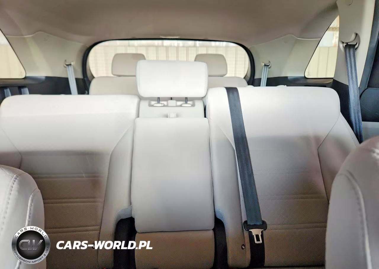 2019 Kia Sorento Lx VIN:5XYPG4A33KG523102 - 10