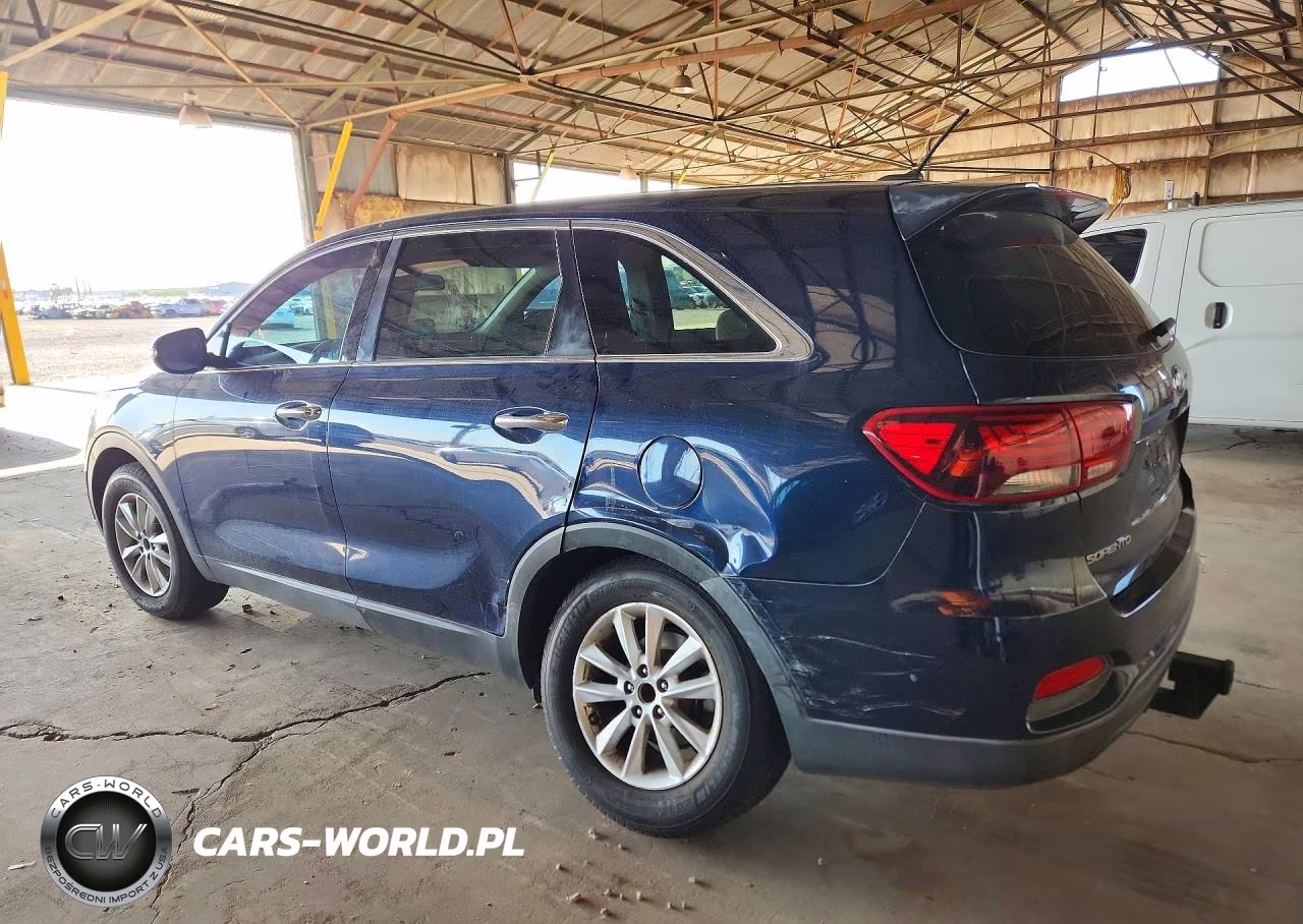 2019 Kia Sorento Lx VIN:5XYPG4A33KG523102 - 2