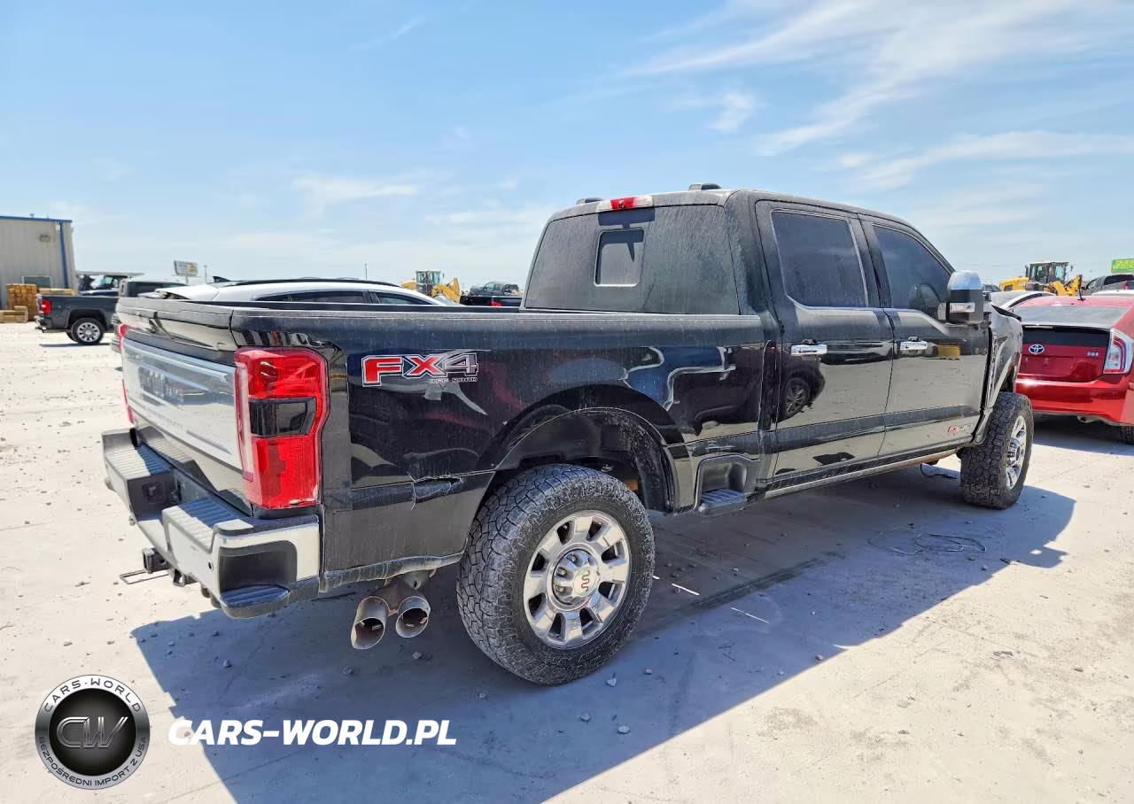 2023 Ford F250 Super Duty VIN:1FT8W2BM4PED62195 - 3