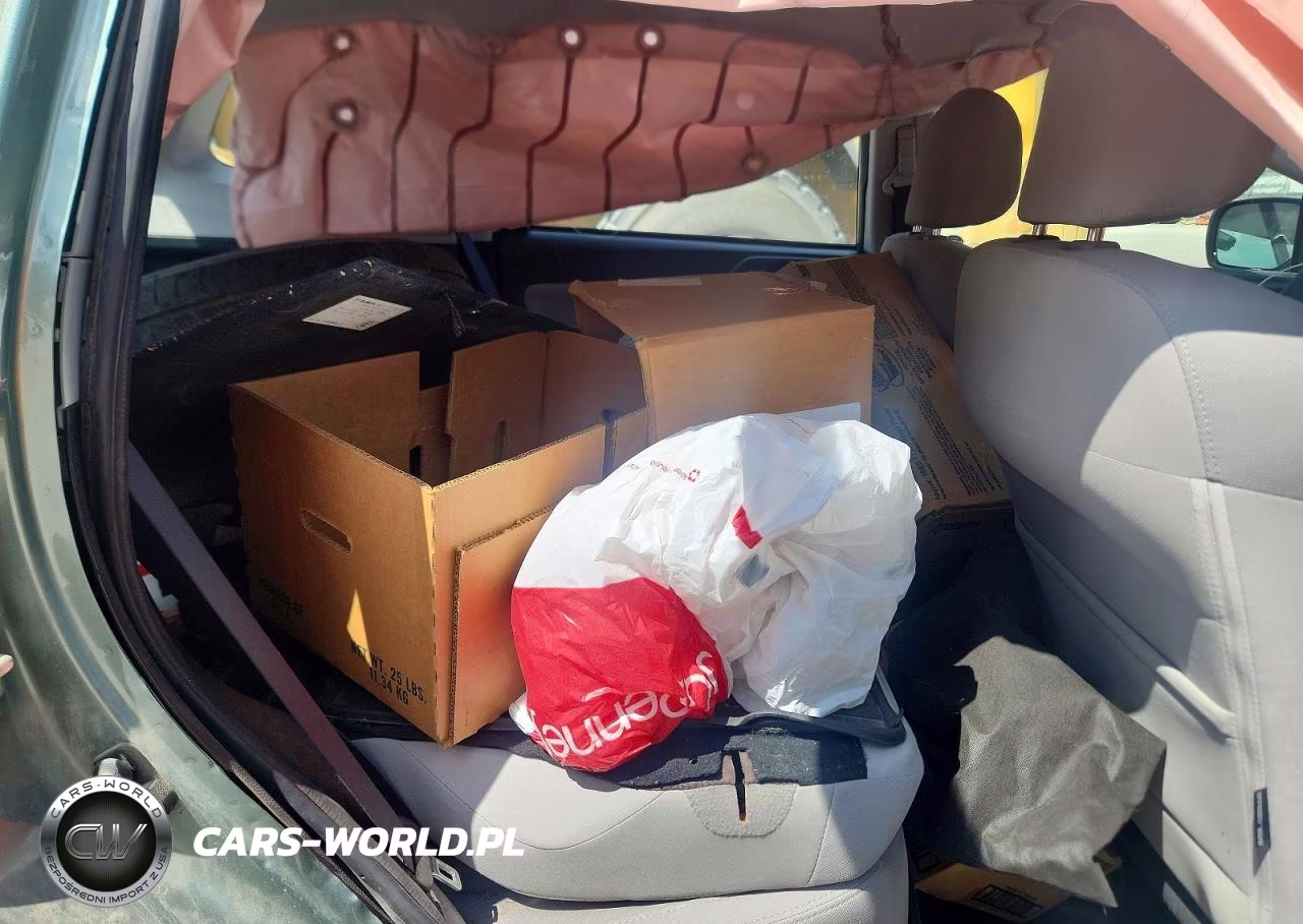 2018 Subaru Forester 2.5I VIN:JF2SJAAC0JH576230 - 11
