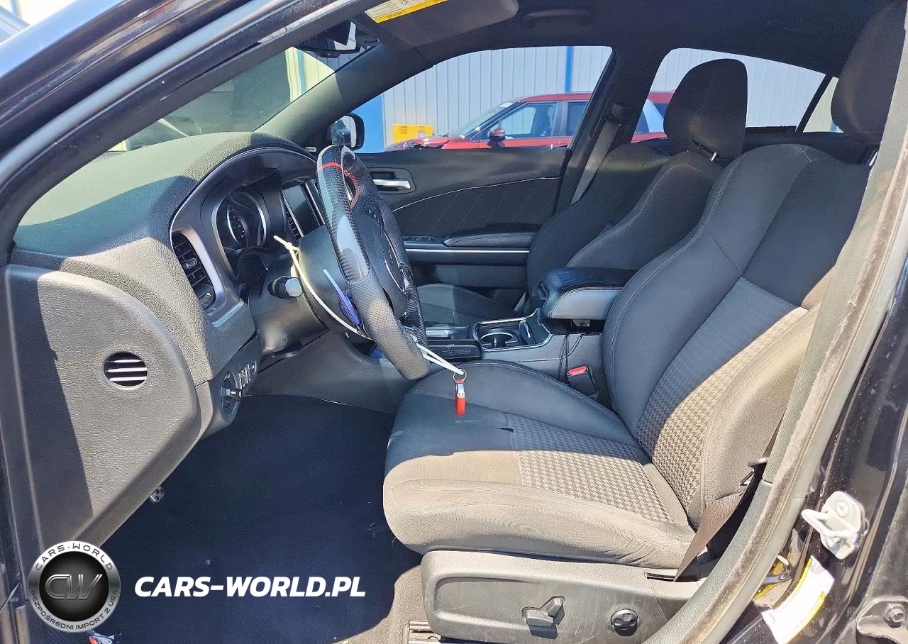 2019 Dodge Charger R-T VIN:2C3CDXCT9KH549974 - 7