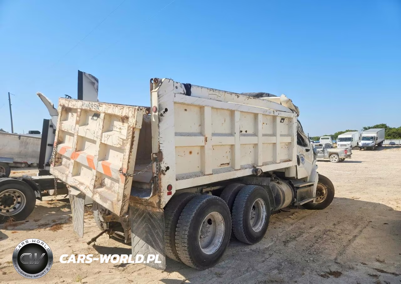 2015 Freightliner Business Class M2 Dump Truck VIN:1FVHC5DV7FHGS1105 - 3