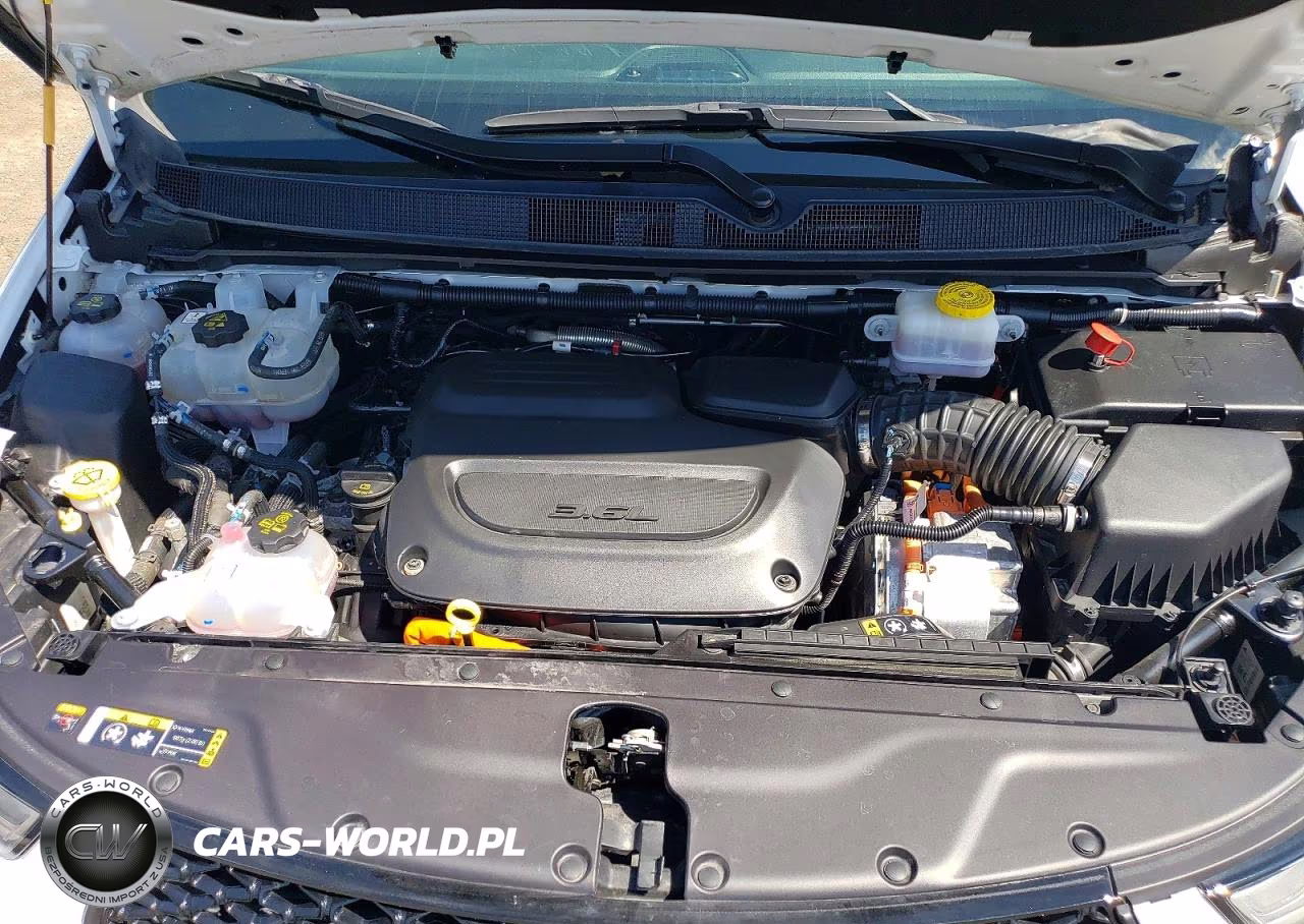 2024 Chrysler Pacifica Hybrid Select VIN:2C4RC1S79RR158421 - 12