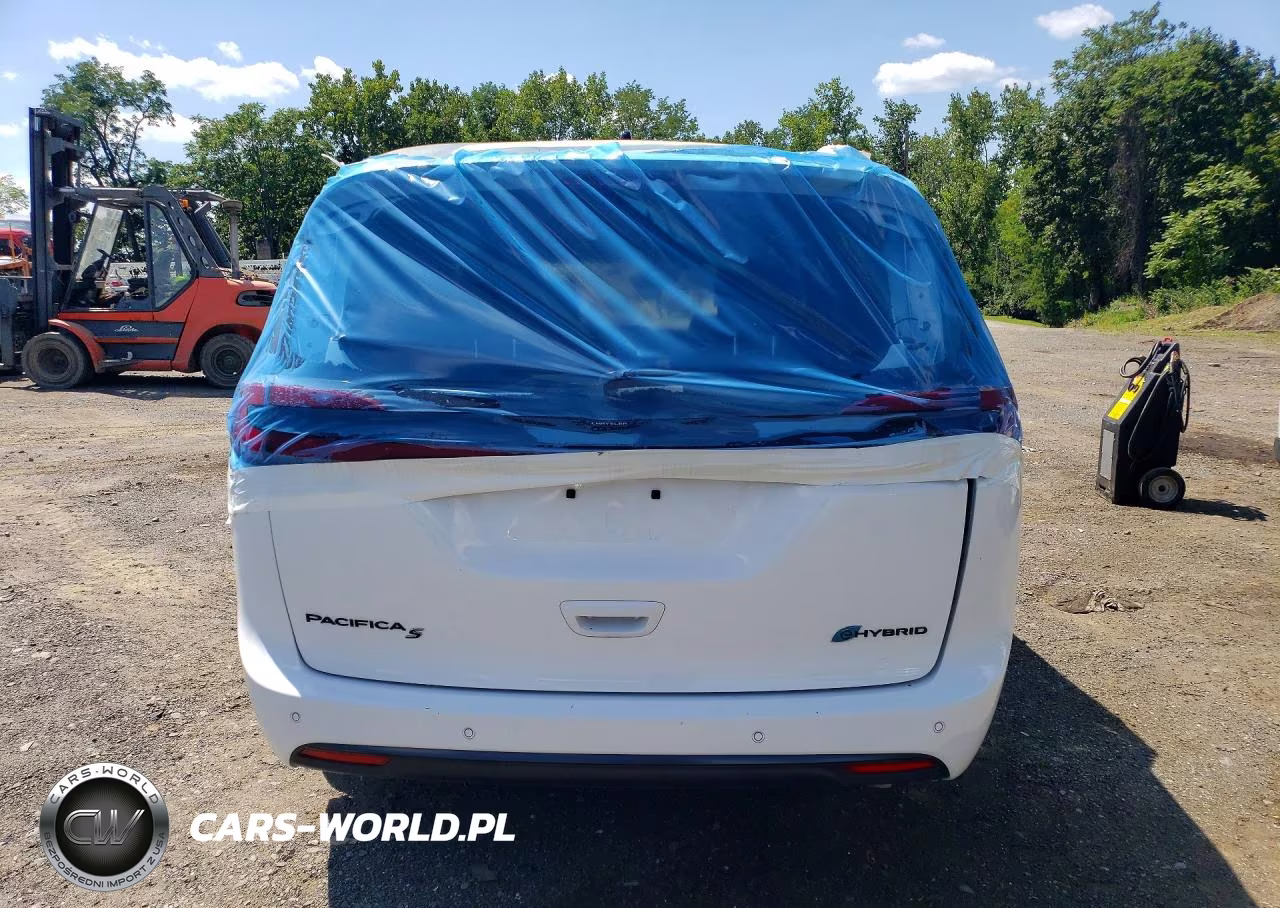 2024 Chrysler Pacifica Hybrid Select VIN:2C4RC1S79RR158421 - 6