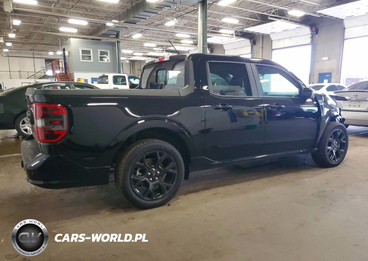 2025 Ford Maverick Lobo VIN:3FTCW8PA8SRB17210 - 3