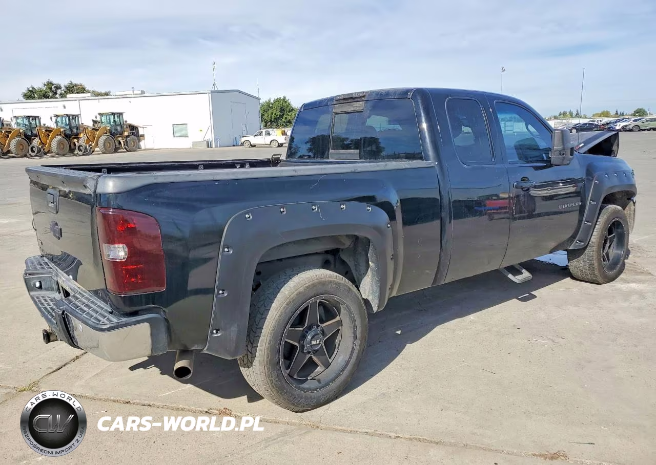 2011 Chevrolet Silverado K1500 Lt VIN:1GCRKSE39BZ139820 - 3