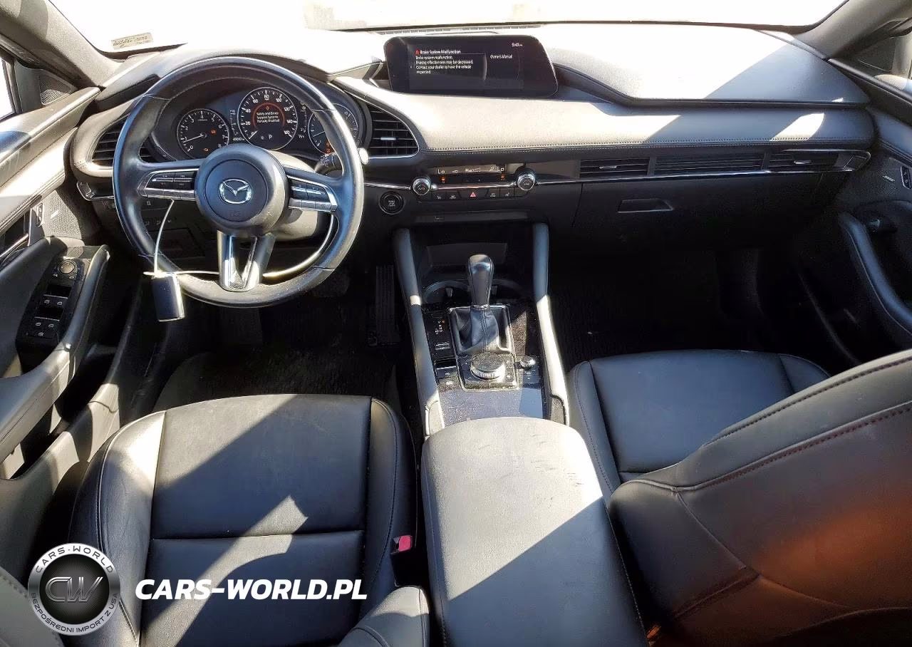 2020 Mazda 3 Preferred VIN:JM1BPAMM0L1174110 - 8