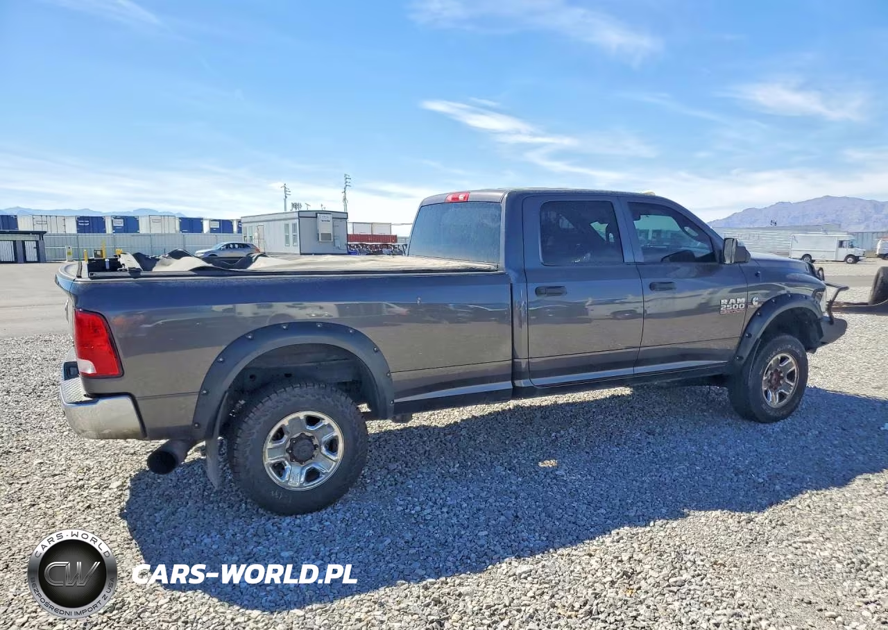 2018 Ram 2500 St VIN:3C6UR5HL3JG273327 - 3