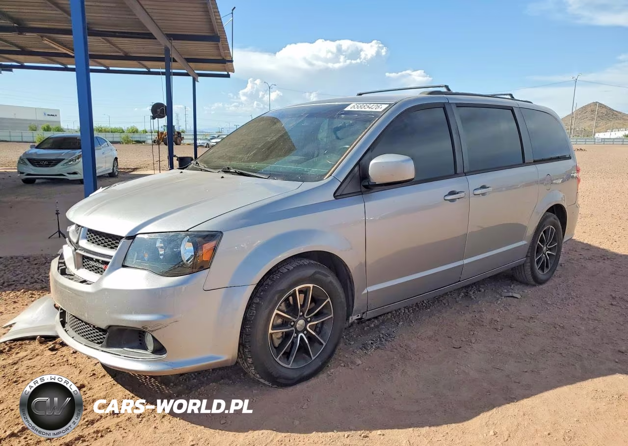 2018 Dodge Grand Caravan Gt VIN:2C4RDGEG0JR249044 - 1