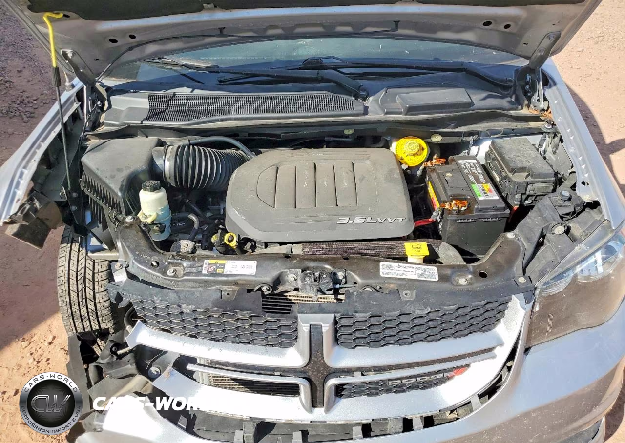 2018 Dodge Grand Caravan Gt VIN:2C4RDGEG0JR249044 - 12