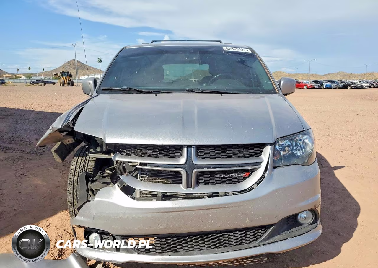 2018 Dodge Grand Caravan Gt VIN:2C4RDGEG0JR249044 - 5