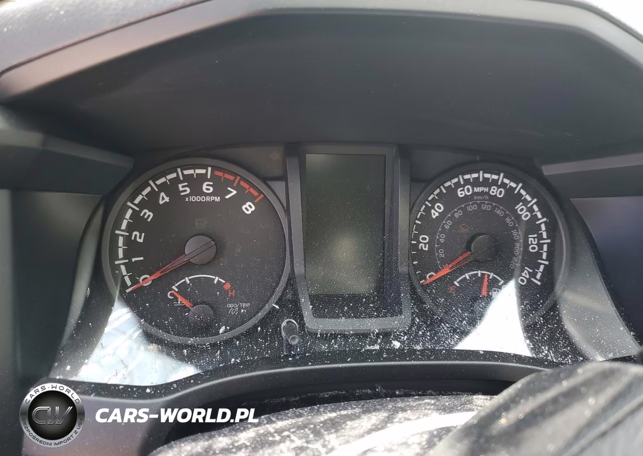 2022 Toyota Tacoma Double Cab VIN:3TYCZ5AN9NT075072 - 9