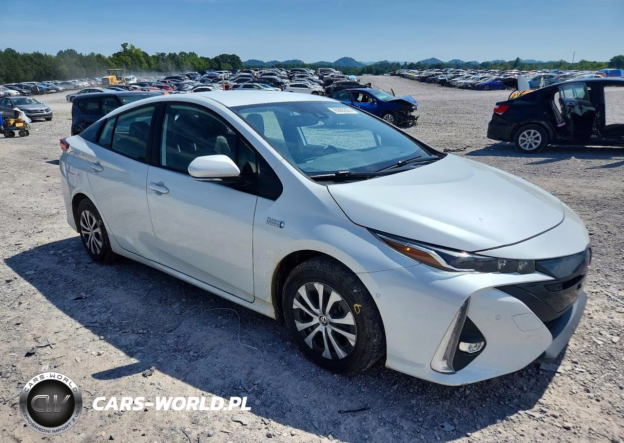 2021 Toyota Prius Prime Limited VIN:JTDKAMFP6M3187461 - 4