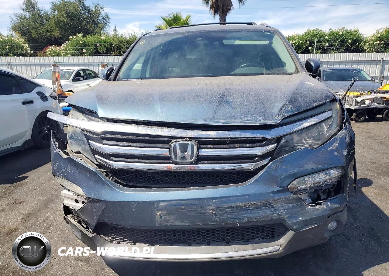 2016 Honda Pilot Touring VIN:5FNYF5H94GB044452 - 5
