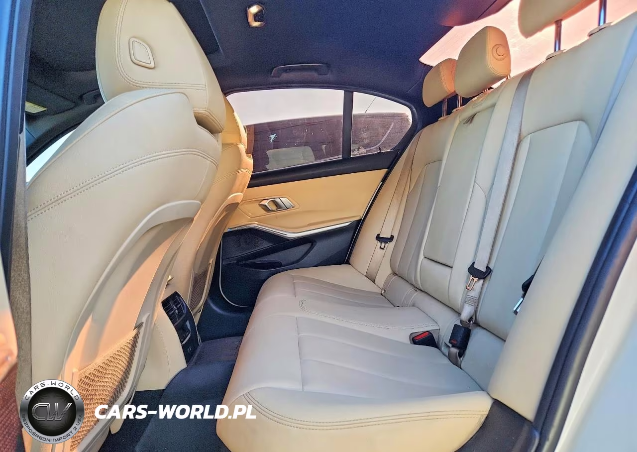 2021 BMW 330Xi VIN:3MW5R7J01M8B81539 - 10
