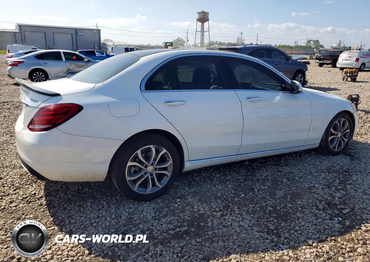 2015 Mercedes-Benz C 300 4Matic VIN:55SWF4KB5FU003029 - 3